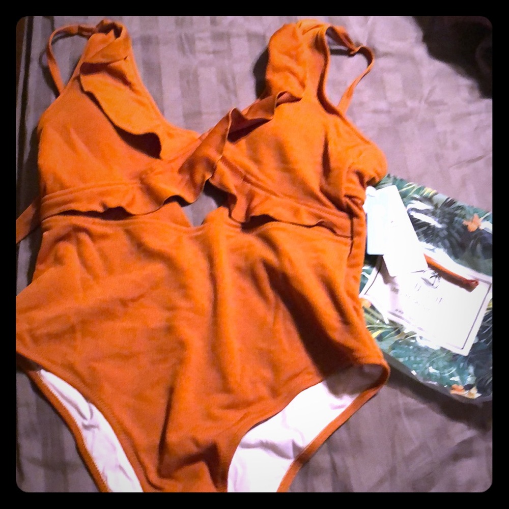 New mustard one piece Cupshe suit!